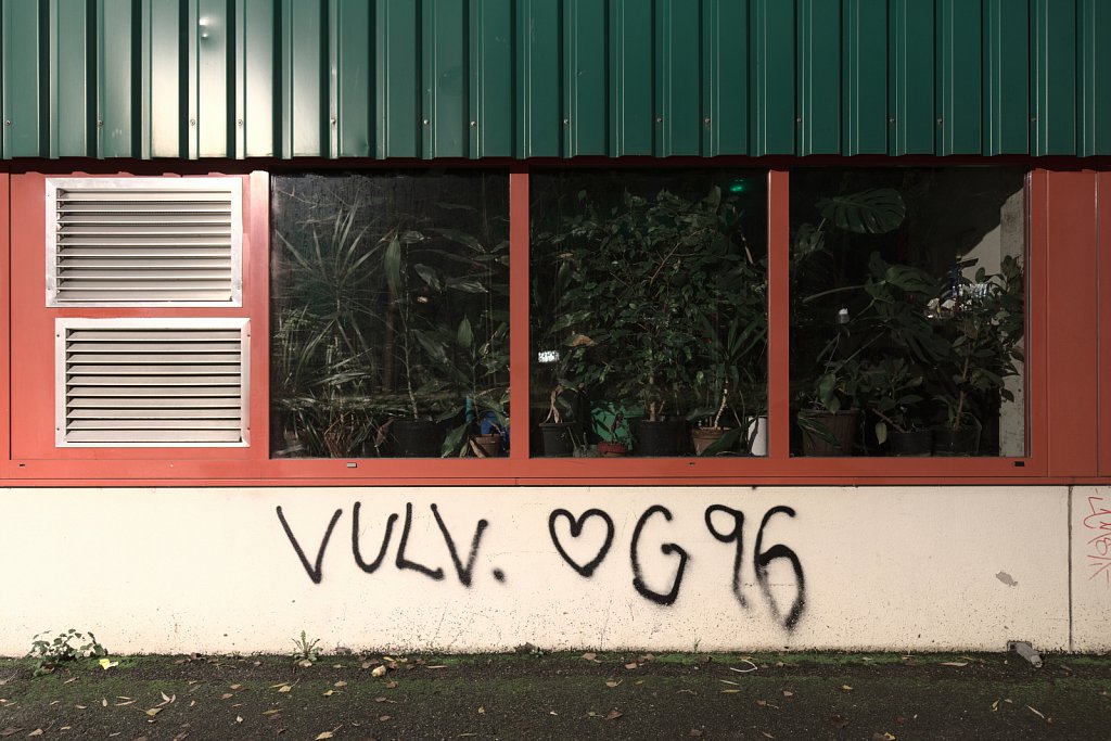 VULV. ❤︎G 96